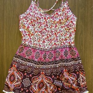 Hollister Multicolor Floral shorts romper Women’s size Small